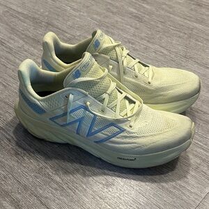 New Balance 1080v13 men's size 13